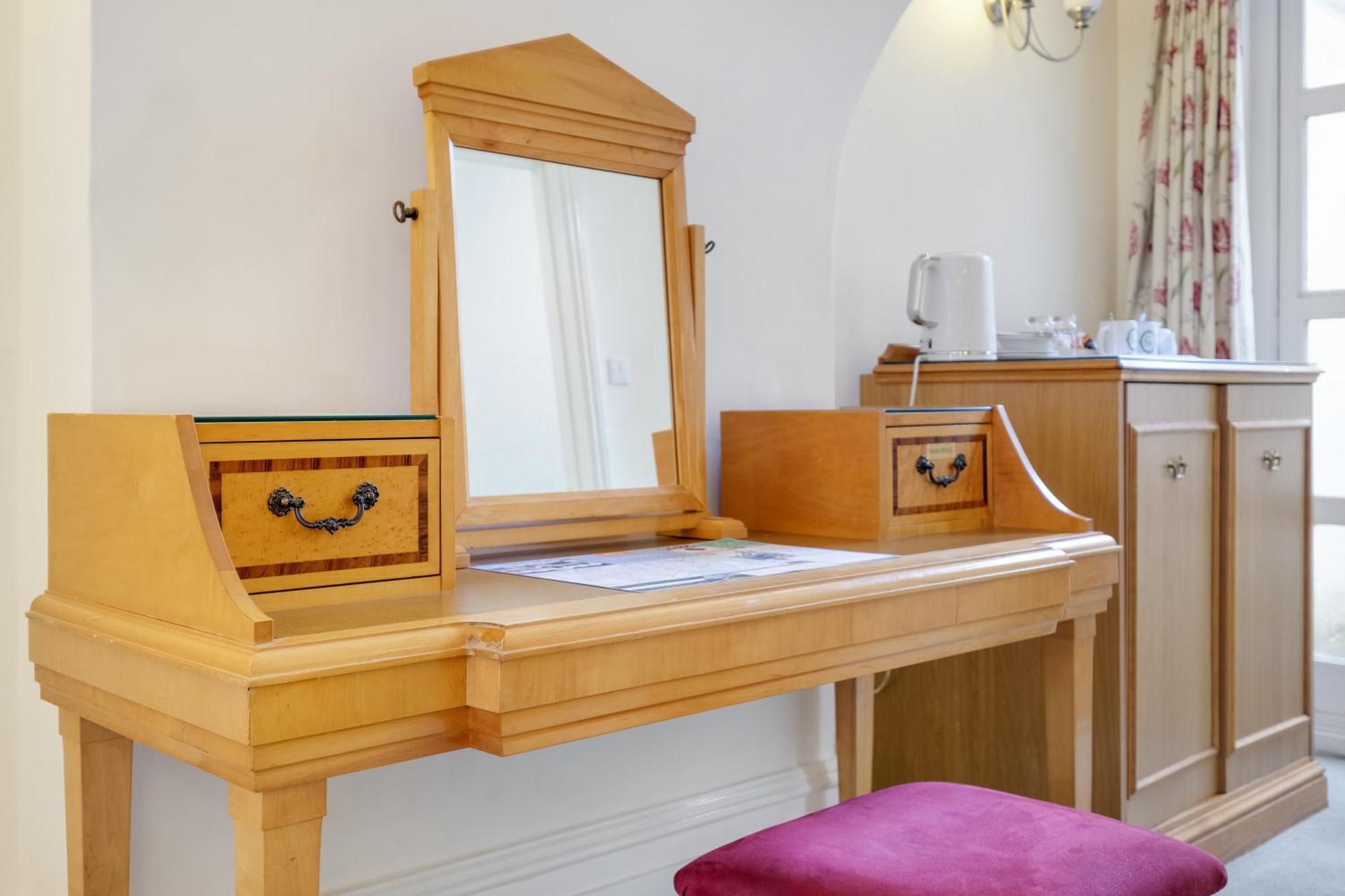Charles House - Windsor Castle Hotell Eksteriør bilde