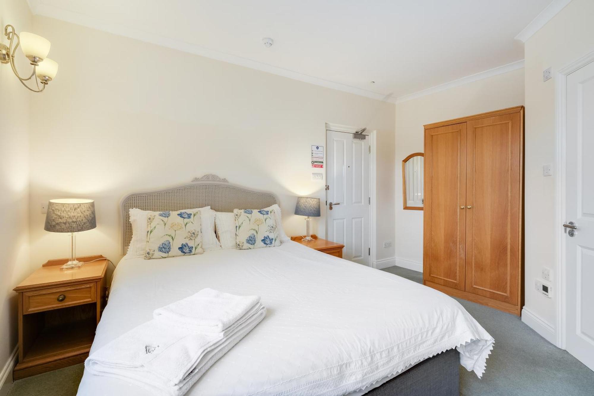 Charles House - Windsor Castle Hotell Eksteriør bilde